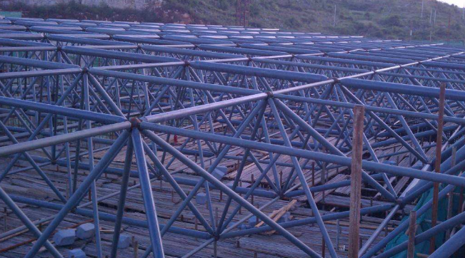 湖州概述网架加工中对钢材的质量的过细恳求